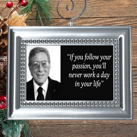 Tony Bennett‎ Christmas Tree Ornament - Picture 1 of 3